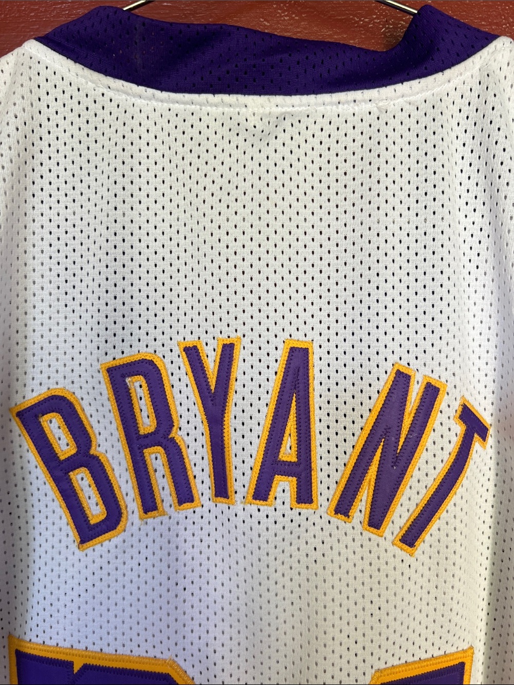 Kobe Bryant Mitchell & Ness White Lakers #24 Mesh Jersey with Purple and Yellow - Picture 5 of 8